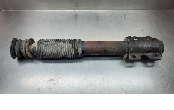 Volkswagen PASSAT B5 Front shock absorber/damper