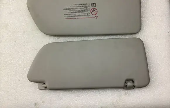 Sun visor