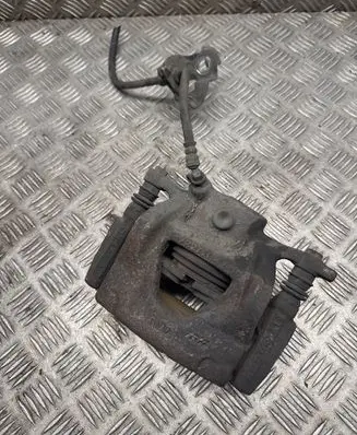 BMW 2 F45 Front brake caliper 6860266