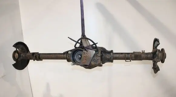 Volkswagen Caddy Rear axle beam with reductor 2K550051BE