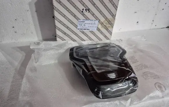 Alfa Romeo Giulia Headlining lighting console trim 156144309 50557472