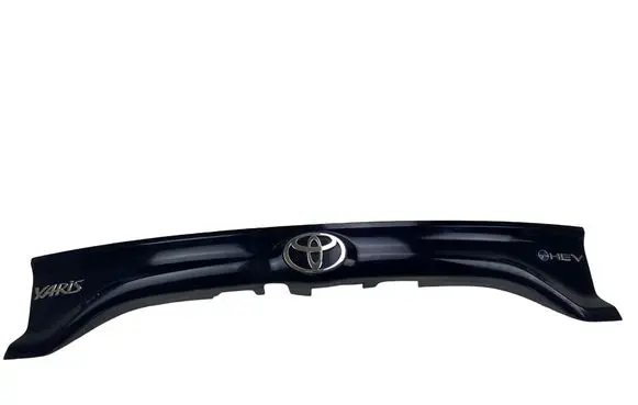 Toyota Yaris XP210 Tailgate trim 768010DC50 768010DC60
