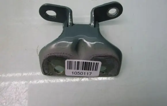 Hyundai Bayon Rear door upper hinge