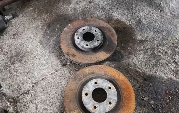 Nissan Qashqai+2 Front brake disc