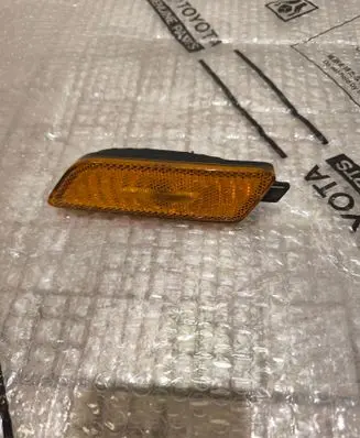 Porsche Macan (95B) Front reflector 95B945119