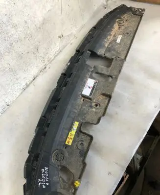 Engine bonnet/hood lock trim molding