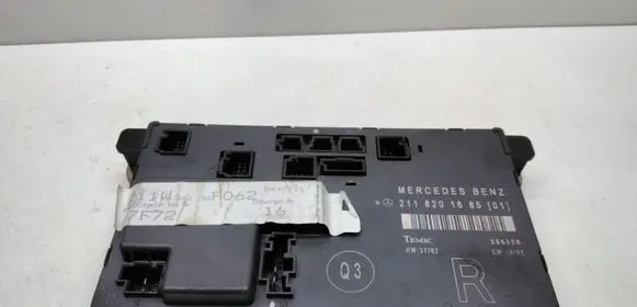 Mercedes-Benz E W211 Door control unit/module 2118201685