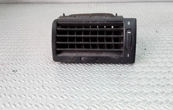 BMW 7 E38 Dashboard side air vent grill/cover trim 64228390114