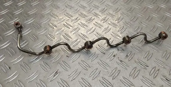 Toyota RAV 4 (XA30) Fuel main line pipe