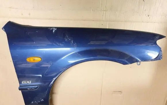 Mazda 323 Fender