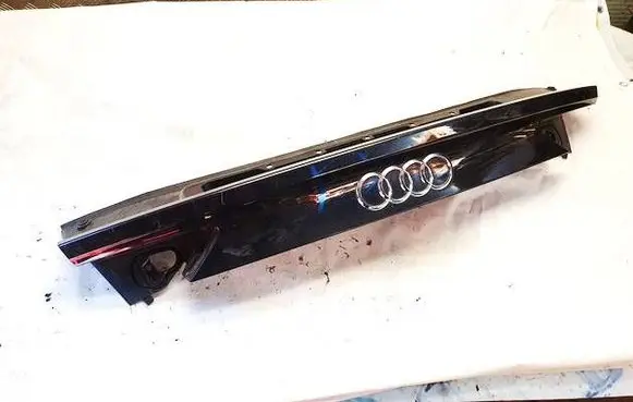 Audi A7 S7 4G Trunk door license plate light bar 4g8827086 4g8827088