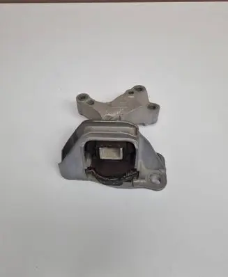 Nissan Qashqai Engine mount bracket 112846249R