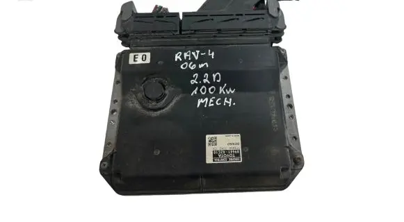 Toyota RAV 4 (XA30) Engine control unit/module 8966142C10 1758007742