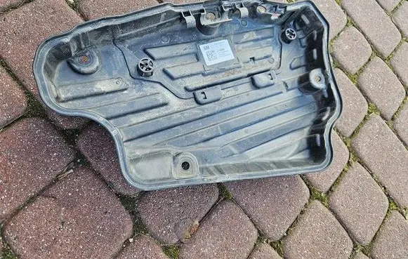 Opel Insignia B AdBlue Liquid tank holder 84364320- 84692868