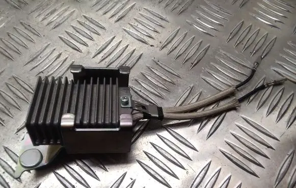 Toyota Prius (XW20) Heater blower motor/fan resistor 4453547020 0567770810
