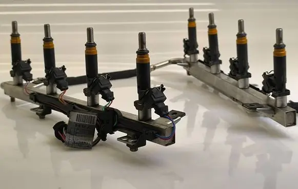 BMW 1 E81 E87 Fuel injector 7506924 1324B03755