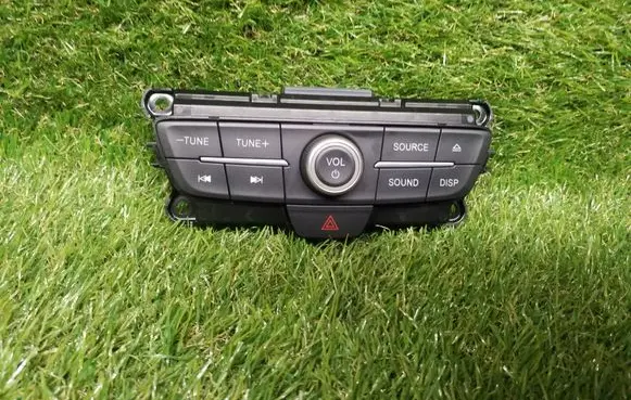 Ford Focus Sound control switch F1ET18K811HC 4F571HB 439181B4