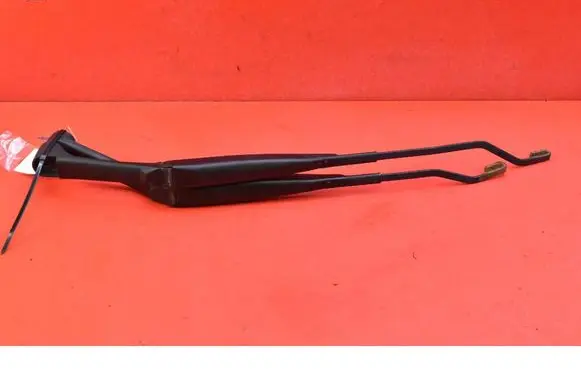 Audi Coupe Front wiper blade arm 