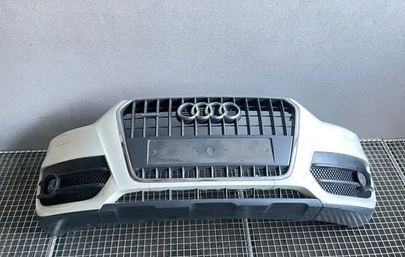 Audi Q3 8U Front bumper 8U0853692A 8U0807560D 8U0807061A