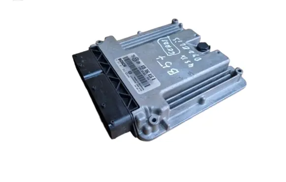 Volkswagen PASSAT B5.5 Engine control unit/module 038906016R 0281011982 1039506899