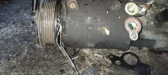 Ford Mondeo MK IV Air conditioning (A/C) compressor (pump) AV6N19D620BC AV6N-19D620-BC