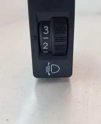 Peugeot 508 Headlight level height control switch 96384422XT