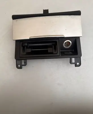 Audi Q7 4L Ashtray (front) 4L0857951