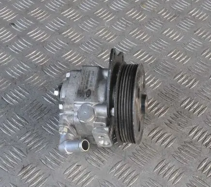 Land Rover Discovery 4 - LR4 Power steering pump AH223A696AB