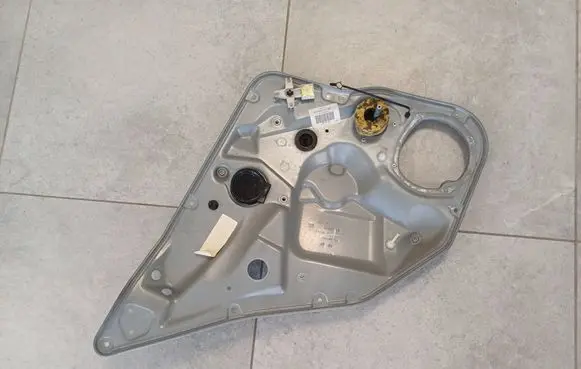 Seat Cordoba (6L) Rear door manual window regulator 6L4839751AB 6L4839755D