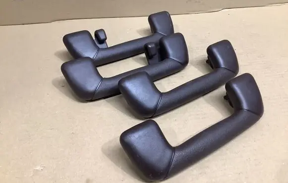 Lexus ES VII XZ10 A set of handles for the ceiling 74613B7040 74612B7040 74601B2401