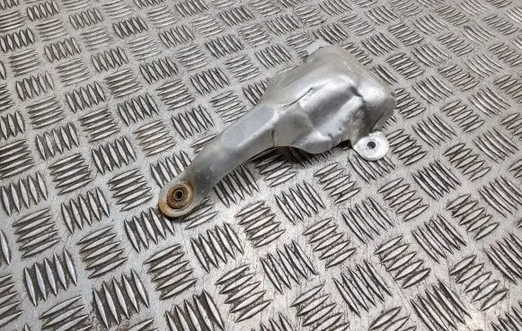 Exhaust heat shield