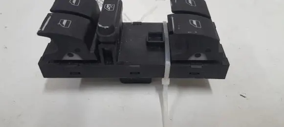 Volkswagen PASSAT B6 Electric window control switch