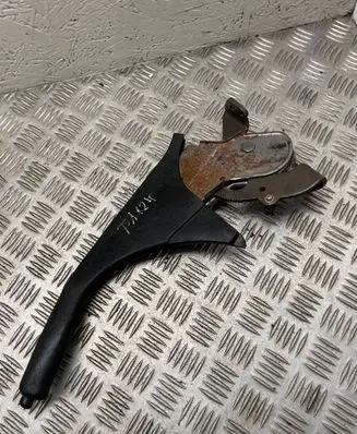 Toyota Avensis T220 Handbrake/parking brake lever assembly