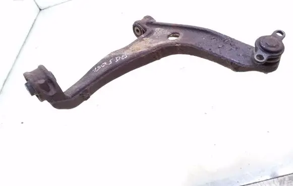 Volkswagen Transporter - Caravelle T5 Front lower control arm/wishbone