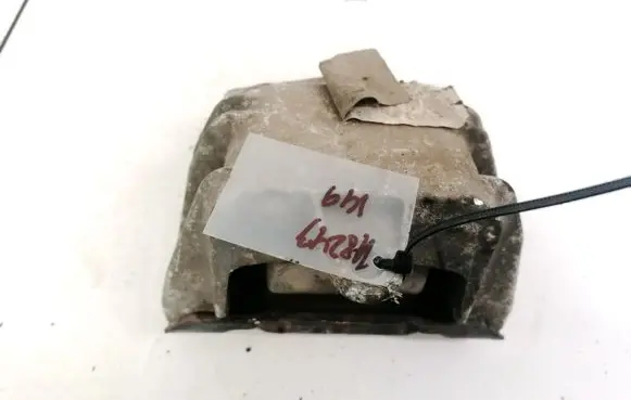 Ford Galaxy Engine mount bracket