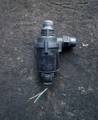 BMW 5 E60 E61 Electric auxiliary coolant/water pump 10378515 70207801