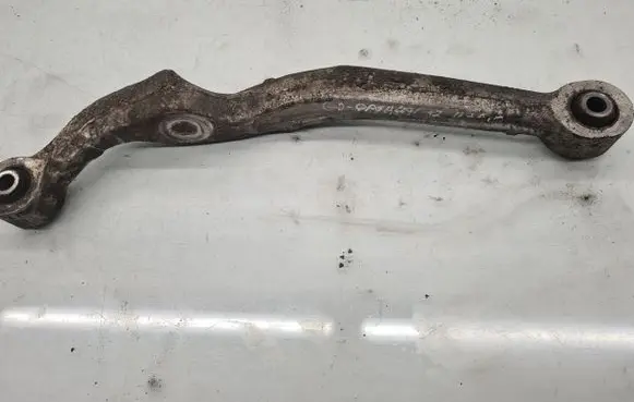 Nissan Qashqai+2 Rear control arm