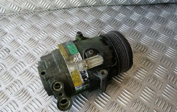 Opel Astra H Air conditioning (A/C) compressor (pump) 13124751