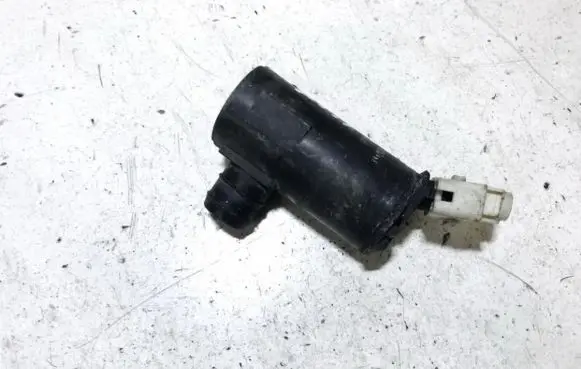 Chevrolet Tacuma Windscreen/windshield washer pump