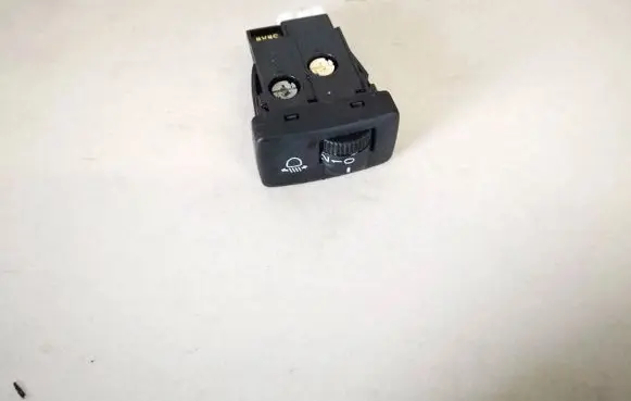 Honda CR-V Headlight level height control switch m37548