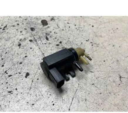 Volkswagen Golf V Turbo solenoid valve 1K0906627
