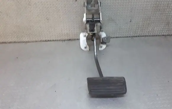 Honda Accord Brake pedal 