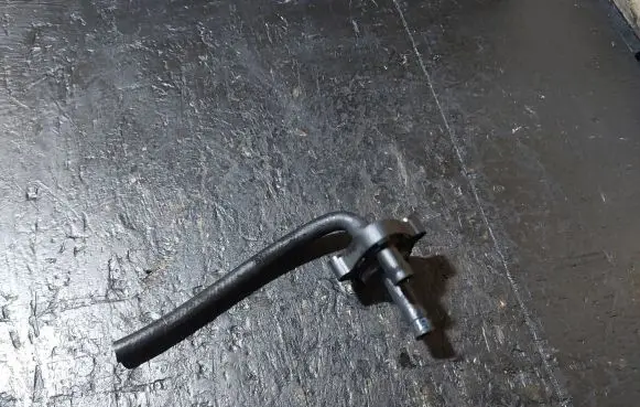 Fuel return line/hose