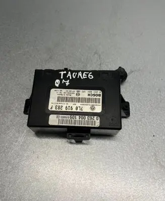 Volkswagen Touareg I Parking PDC control unit/module ---