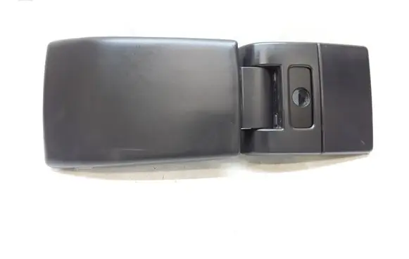Volvo XC70 Armrest 30715140