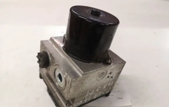 Peugeot 407 ABS Pump 32062405 K73282750 15710605