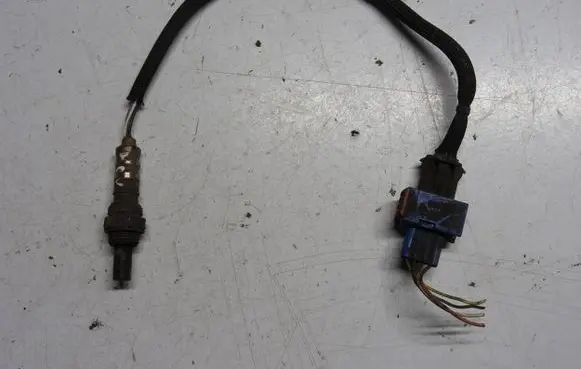 Peugeot 207 Lambda probe sensor V754896180