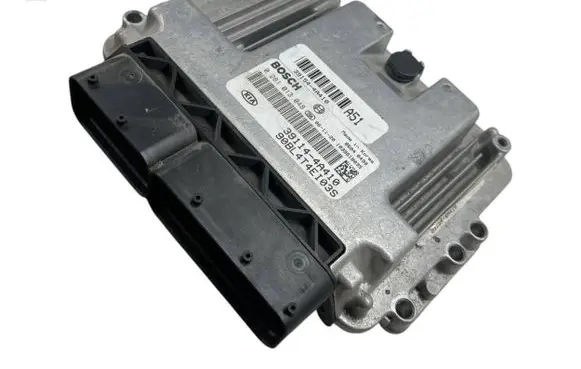 KIA Sorento Engine control unit/module 391544A410 90BL4T4ETQ 0281013048