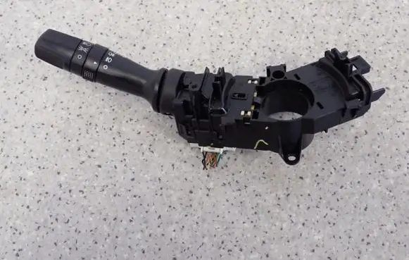 Hyundai ix20 Tailgate/trunk/boot open switch