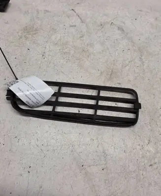 Audi 80 90 S2 B4 Front bumper lower grill 8A0807345
